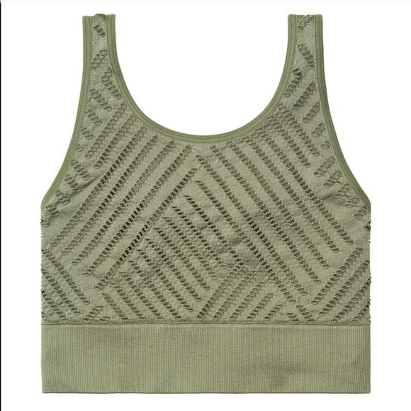 Victoria’s Secret Seamless Sports Bra - Picture 3 of 6